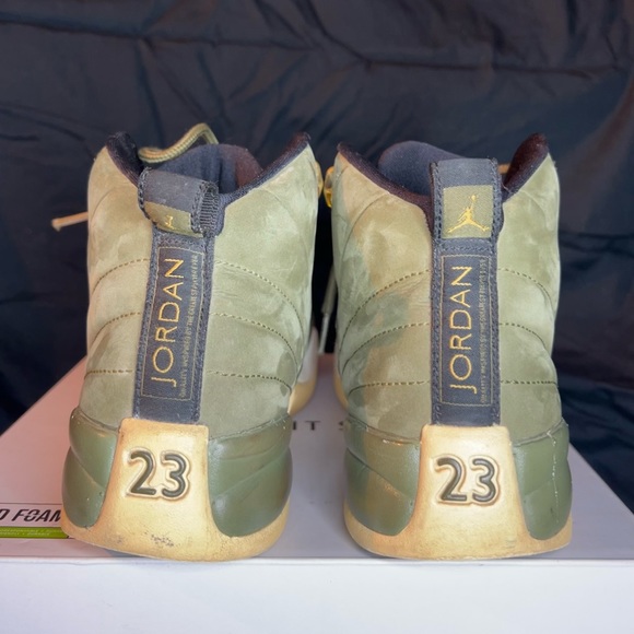 Jordan - Air Jordan 12 high top sneaker - Picture 2 of 5
